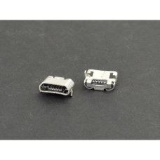 Роз'єм зарядки універсальний №29 для GSmart Saga S3 5 pin (4 кріплень) (контакти посередині) (Micro USB) без шлейфа
