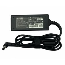 Блок живлення для ноутбука Toshiba 19V 1.58A 30W 5.5x2.5mm L-type Rectangular (Black)